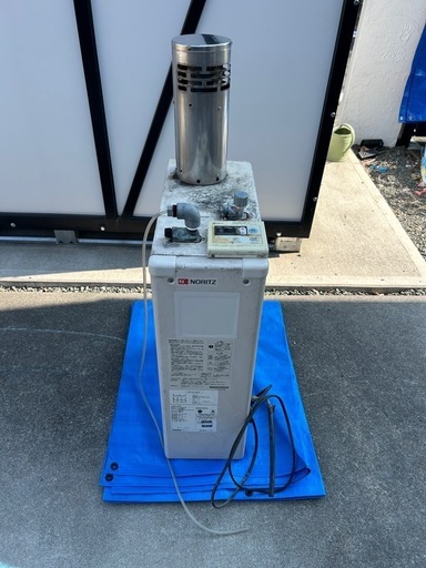 ノーリツ NORITZ 石油小型給湯機 OQB-407F リモコン セット 中古 給湯器 灯油
