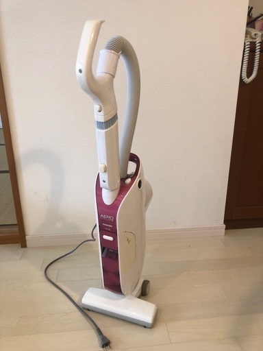 掃除機。東芝　aero cyclone 2014年製。