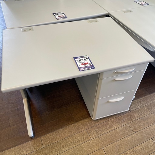 JH-4 【オフィス家具専門店】クロガネの片袖デスクです！