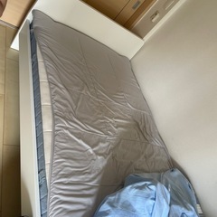 冷蔵庫洗濯機ベッド机