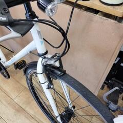 [受渡し完了しました] クロスバイク  オートライト Vブレーキ ６段変速 白 整備済 受渡し完了しました] クロスバイク オートライト Vブレーキ 6段変速