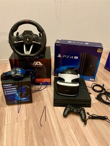 プレステ4極レア2TB ！\nハンコンVRフルセット