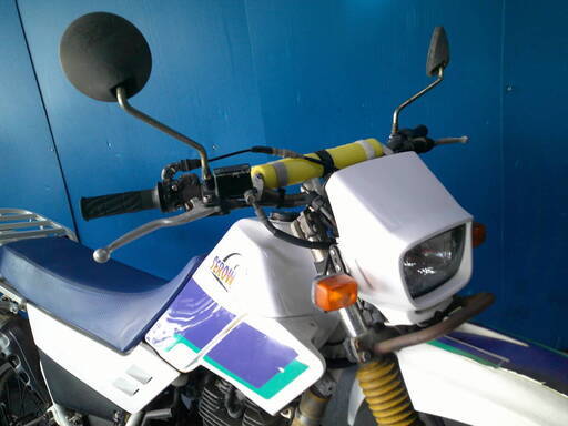 YAMAHA セロー225W 白 エンジン始動 自賠責保険で乗れます 半額配送 YAMAHA セロー225W 白 エンジン始動 自賠責保険で乗れます 半額配送