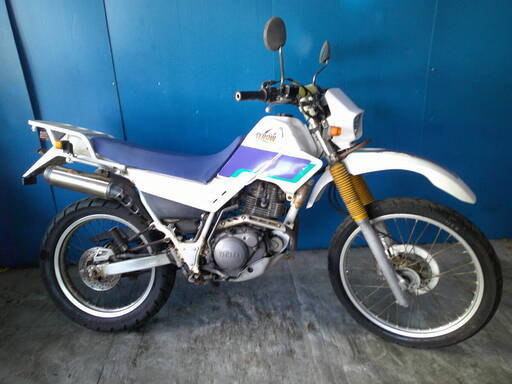 YAMAHA セロー225W 白 エンジン始動確認 自賠責保険で乗れます 半額配送キャンペーン 限定 現状渡し諸経費￥0- 横浜 P-Yard YAMAHA セロー225W 白 エンジン始動 自賠責保険で乗れます 半額配送