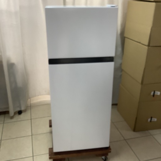 Hisense  ハイセンス　冷蔵庫　HR-B12E3W  2023年製 124L