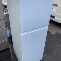 美品　２０年製　230L 2ドア冷蔵庫　2025/3\\26まで無料長期保証付き！