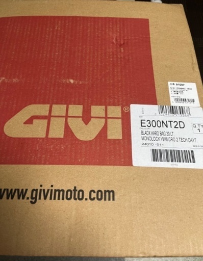 GIVI　リアボックス　バックレスト　セット
