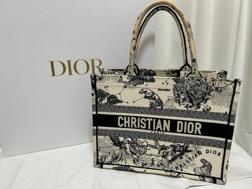 Dior Book Tote バッグ ミディアム