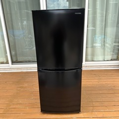 2023年製】アイリス 冷凍冷蔵庫142L ブラック
