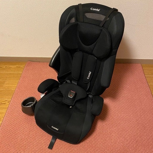 コンビ fugebaby シートベルト固定 チャイルド\u0026ジュニアシート 1歳頃から11歳頃まで