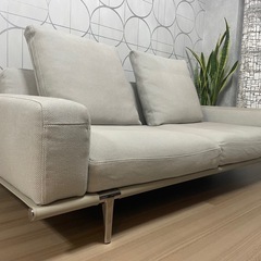 美品】ポルトローナ・フラウのソファ