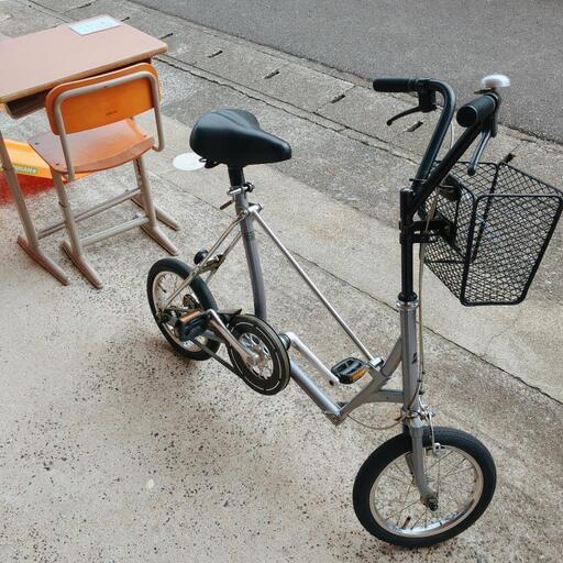 ブリヂストン☆降りたみ自転車☆14インチ・ワンタッチ・シルバーカラー