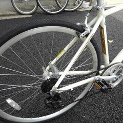 中古自転車３１８３　前後タイヤ新品！　プロギヤ　７００×２８C　７段ギヤ　アルミフレーム　４６０㎜　身長１６０㎝から