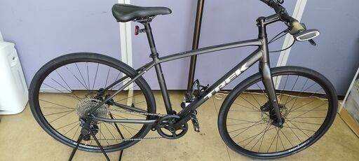 TREK FX 3 Disc 　2022年 トレック　油圧ディスク　DEORE　１×10ｓ