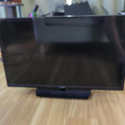 SHARP　AQUOS　テレビ32型　2018年製