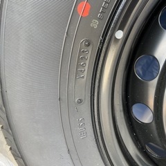新品未使用】ハイエース 純正ノーマルタイヤ