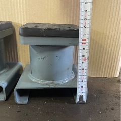 ビシャモン リフトアタッチメント 足ゲタ延長台⑬/2個/車整備 /ガード付き/リフト用フレーム/柱リフト/カーメンテナンス/フレームパッド