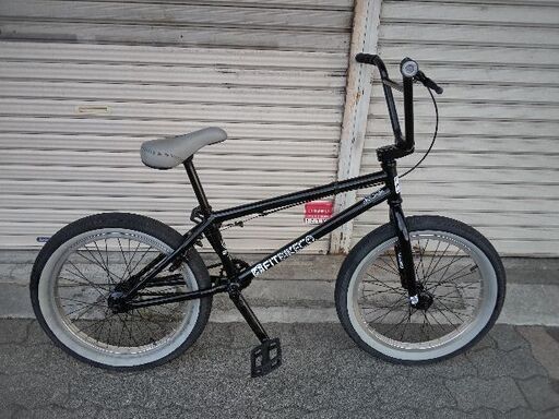 FITBIKECO[フィットバイクカンパニー]20吋 BMX (ブラック)