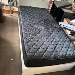 ⭐︎コンセント、収納付き⭐︎シングルベッド＋マットレスセット