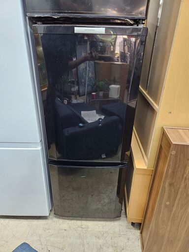 リサイクルショップどりーむ荒田店 No12847　三菱　２ドア冷蔵庫　2013年製　全体容量146L　1～2人暮らしに最適なサイズです♪