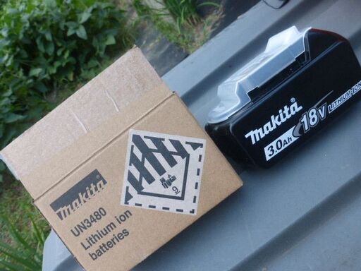 マキタ純正　18V　3.0AHバッテリー　新品