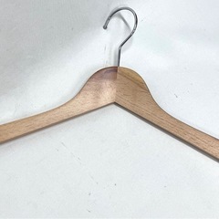 《美品‼︎》ブナ材木製ハンガーおまとめ
100本（滑り止めゴム付き）