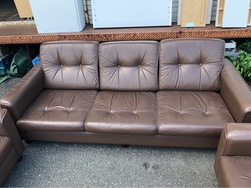 福岡市内配送無料 8人掛けソファー 開梱設置無料]【大川家具】3人掛け