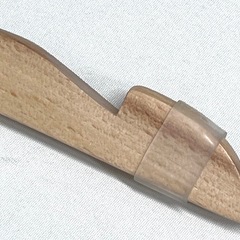 《美品‼︎》ブナ材木製ハンガーおまとめ100本（滑り止めゴム付き）