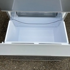 🎄☘️大阪市から阪南市まで配達設置無料🎄アクア冷蔵庫　３５５Ｌ🍀保証有り