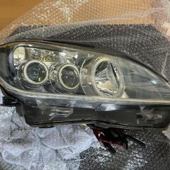 30プリウス 社外ヘッドライト