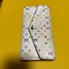 ルイヴィトン マルチカラー 白 廃盤 貴重