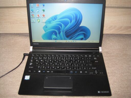 コンパクト Win11 Pro 最新バージョン東芝TOSHIBA dynabook R73/U Core i3-6100U メモリ4GB SSD128GB Office2021 Bluetooth Webカメラ 無線