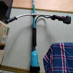 makita  草刈り機 マキタ 充電式 コードレス MUR368UD 18V+18V 本体のみ（付属品は写真のみ）バッテリー及び充電器無し