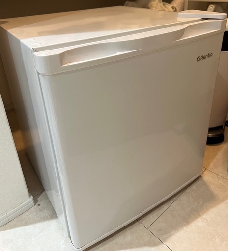 小型冷凍庫 32L ホワイト