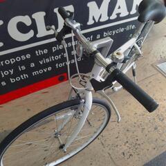 中古　クロスバイク 白