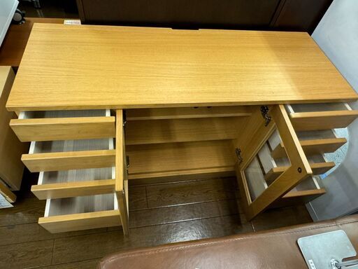 8-17 テレビキャビネット【一部地域配送可・現状渡し】カグマニア 8-17 テレビキャビネット【一部地域配送可・現状渡し】カグマニア