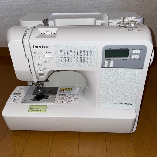 電子ミシン（美品）\n