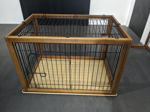 犬用ケージ（木、アイアン）