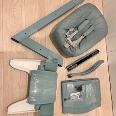 ストッケトリップトラップ　ベビーセット+トレイ+ニューボーンセット付き