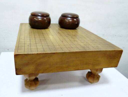 囲碁セット　脚付　基盤　碁石　(　白・黒　)　ケース入り　へそ有　ボードゲーム　趣味　対局　木製