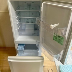 【2020年製】三菱ノンフロン冷凍冷蔵庫　形名：MR-P15EE-KW 