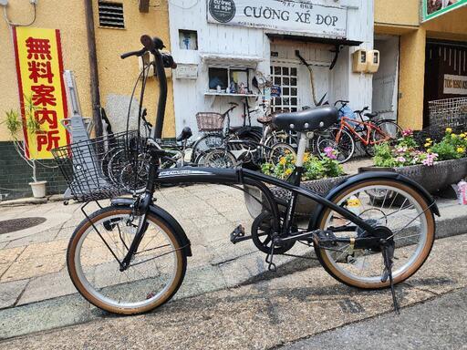 折りたたみ自転車　２０インチ　６変速　美品　カゴ　ライト　付き　黒　配達可能