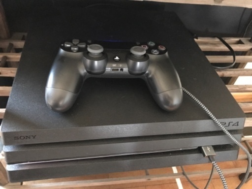 本日取り引き可能な方は2980円値引きしまPlayStation4Pro model CUH72000C