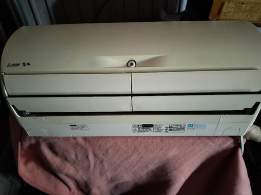エアコン　200v リビングに