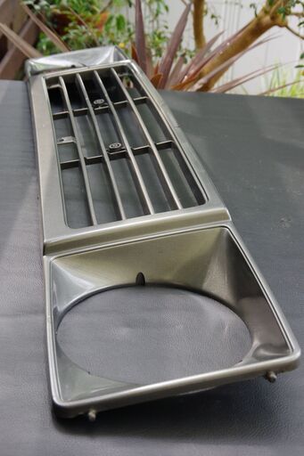 ◯中古◯再塗装品ジムニー◯JA11 ◯1型フロントグリル・ネット ジムニー 【