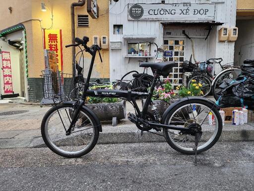 折りたたみ自転車　２０インチ　６変速　カゴ　付き　黒　配達可能