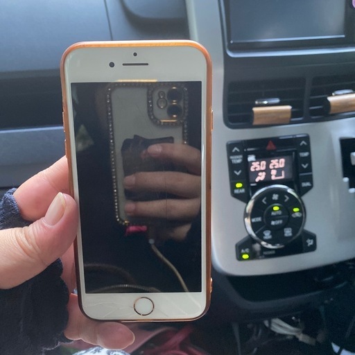 iPhone8値下げしました(*^^*)