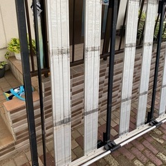 タフレック　標準ルーフ用　ハイエース200系　ルーフキャリア　アルミルーフラック中古