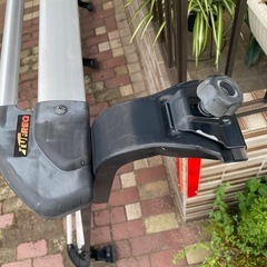 タフレック　標準ルーフ用　ハイエース200系　ルーフキャリア　アルミルーフラック中古