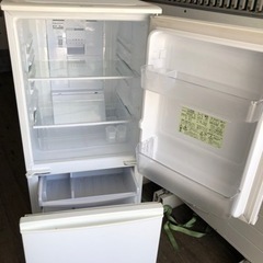 NO 372
 🌈福岡市内配送設置無料✨🌈　シャープ 137L 2ドア冷蔵庫（ホワイト系）SHARP SJ-D14A-W